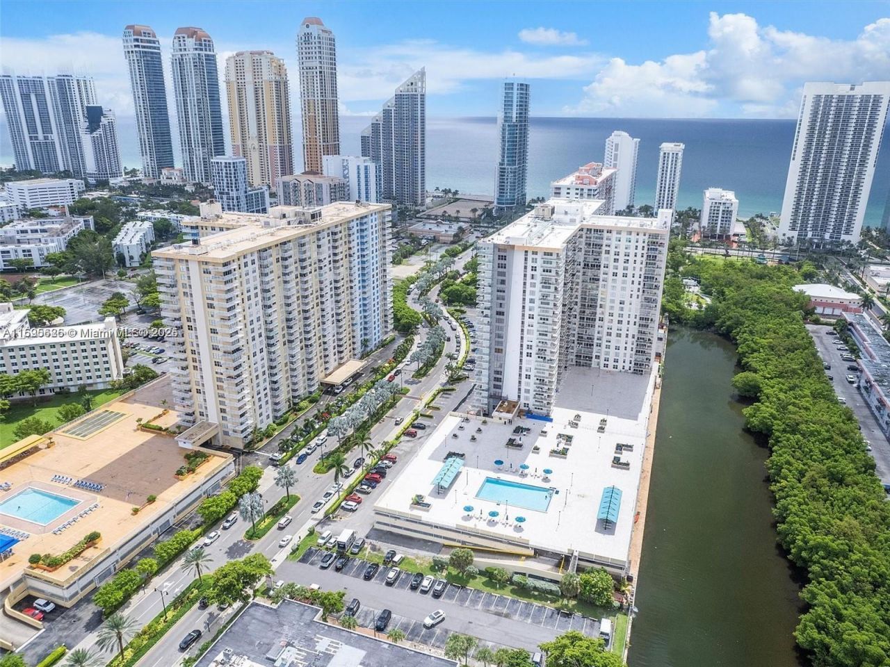 230 174th St, Unit 1602, Sunny Isles Beach, FL 33160 Photo