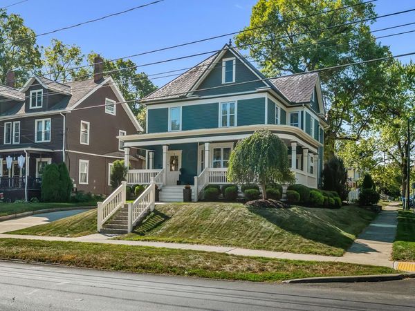 297 W William Street, Delaware, OH 43015