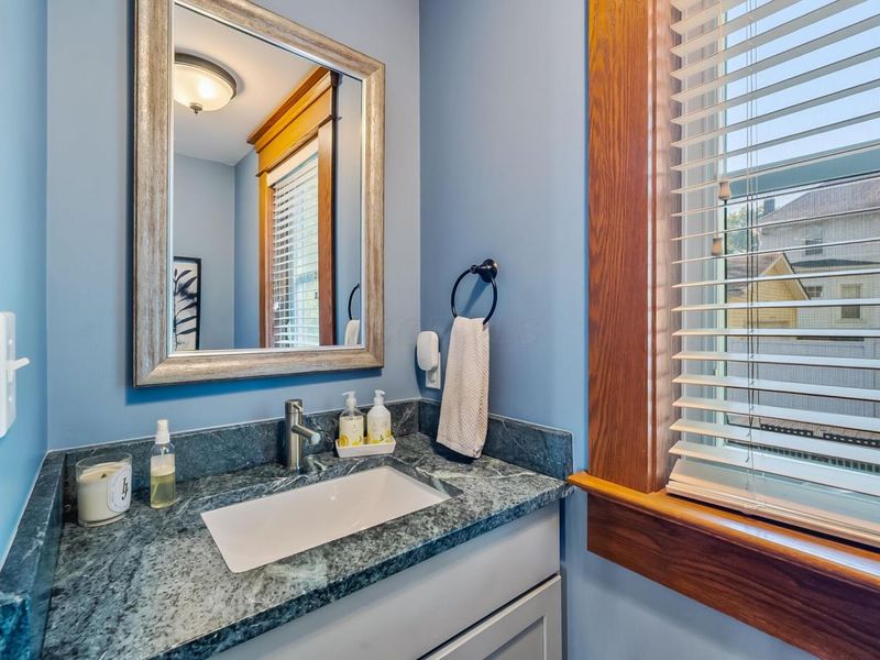 297 W William Street, Delaware, OH 43015 Photo 29