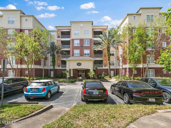 4480 DEERWOOD LAKE Parkway, Unit 232, Jacksonville, FL 32216