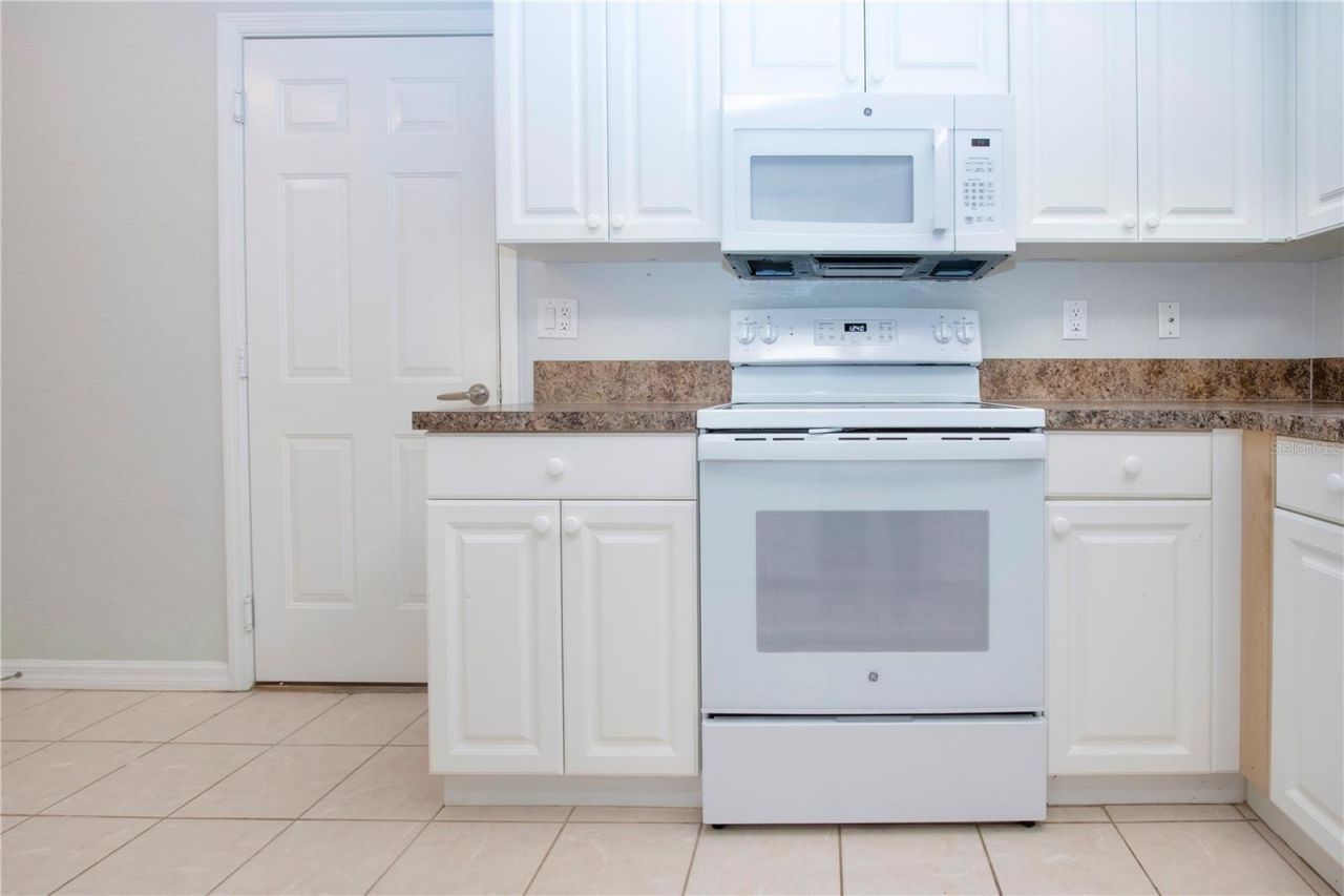 6426 Bay Cedar Lane, Unit 101, Bradenton, FL 34203 Photo