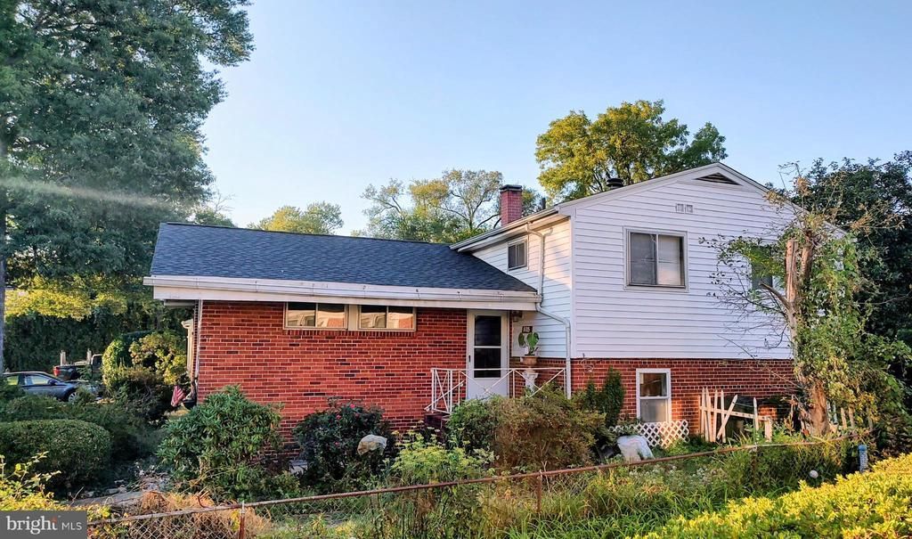 603 Perth Place, Silver Spring, MD 20901 Main Photo