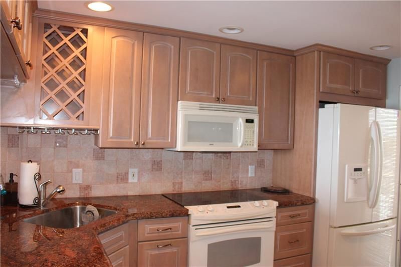 750 N Ocean Boulevard, Unit 1210, Pompano Beach, FL 33062 Photo