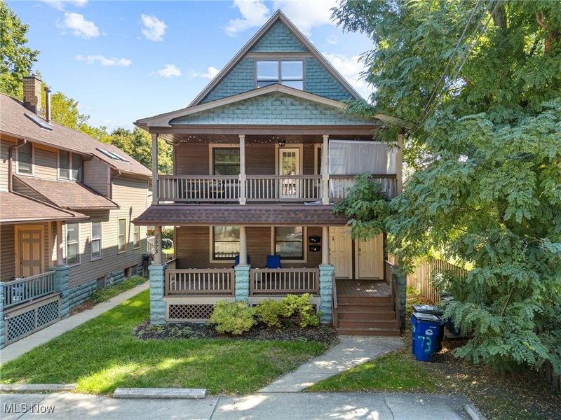 2473 W 11th Street, Cleveland, OH 44113 Photo 2