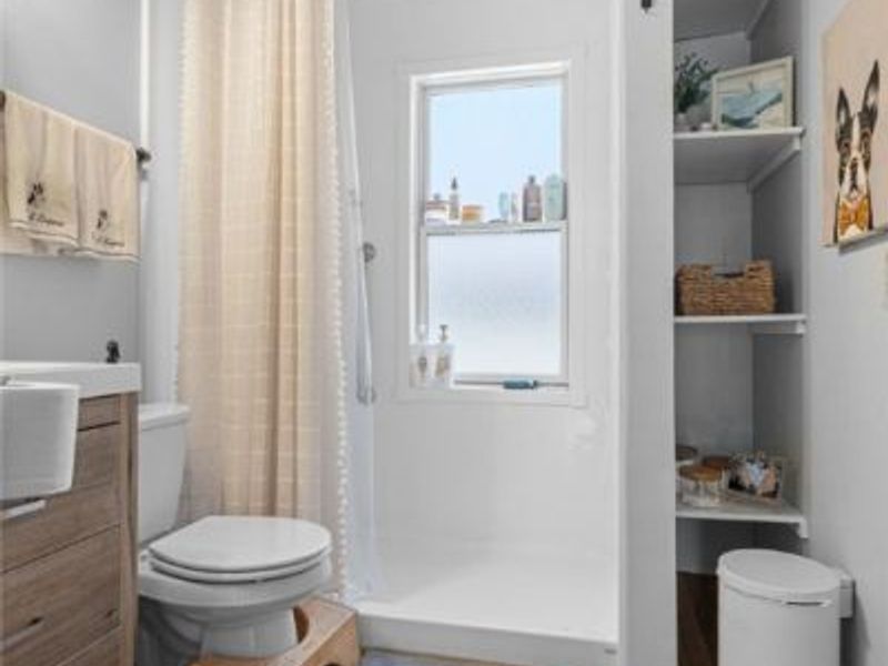 2473 W 11th Street, Cleveland, OH 44113 Photo 20