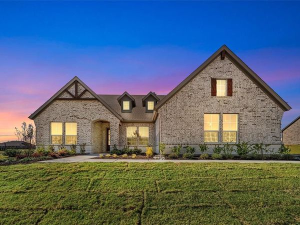 810 Westover Drive, Van Alstyne, TX 75495