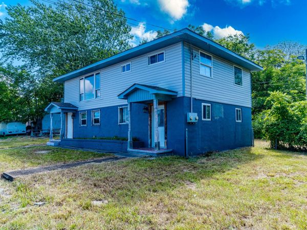 806 Mcfarland Avenue, Rossville, GA 30741