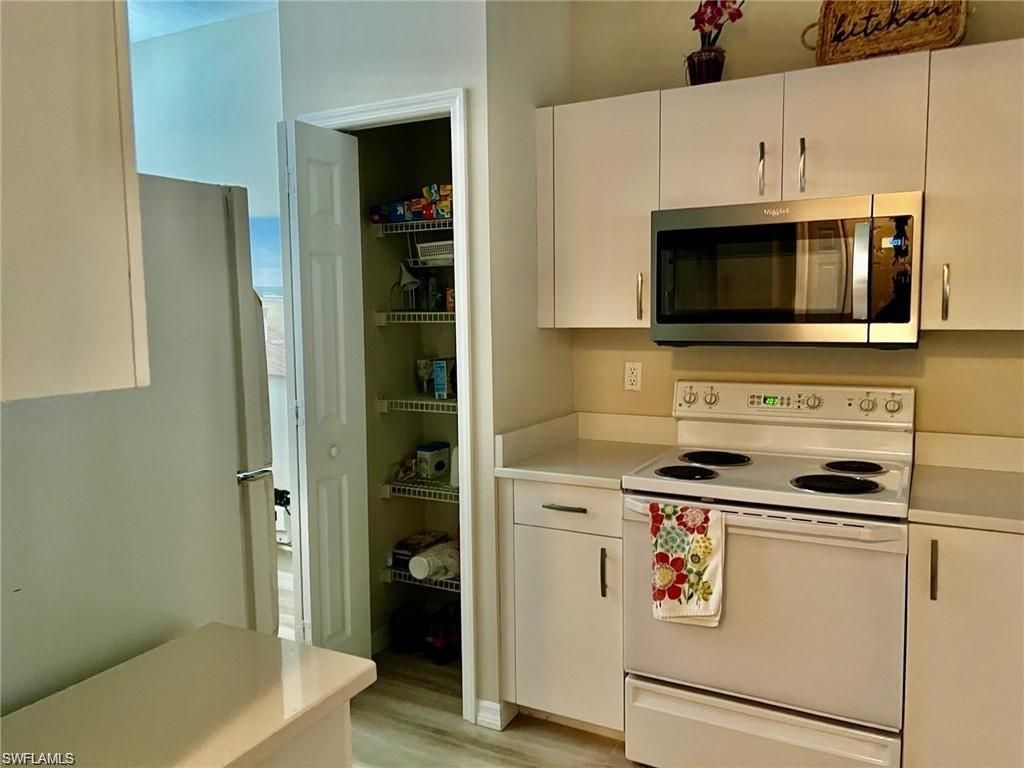 2290 Carrington Ct, Unit 202, Naples, FL 34109 Photo