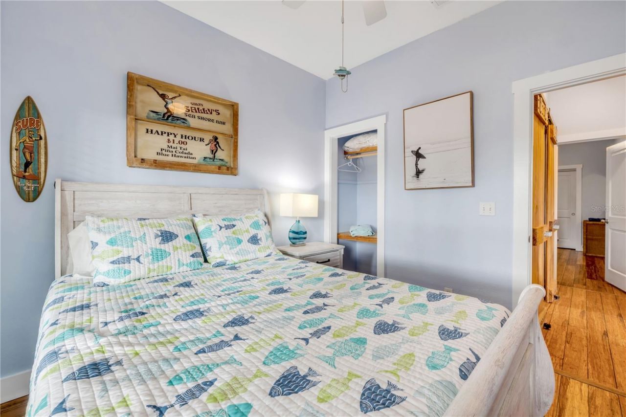 418 Columbus Avenue, New Smyrna Beach, FL 32169 Photo