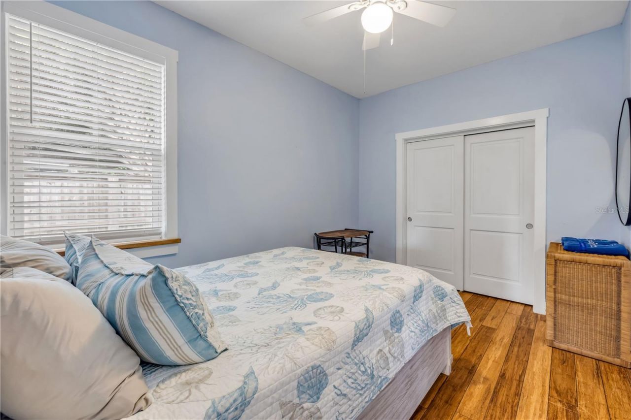 418 Columbus Avenue, New Smyrna Beach, FL 32169 Photo