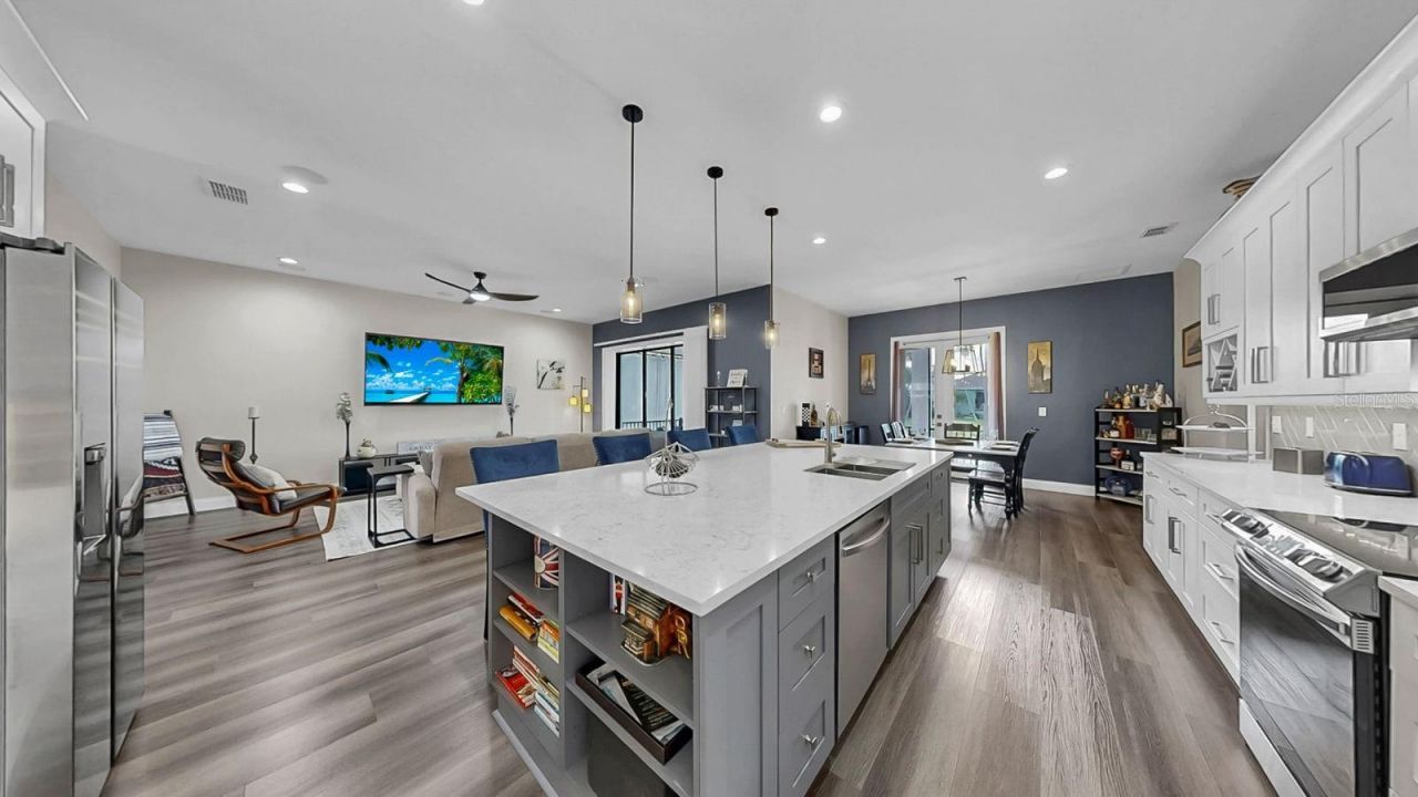 1406 Alhambra Drive, Apollo Beach, FL 33572 Photo