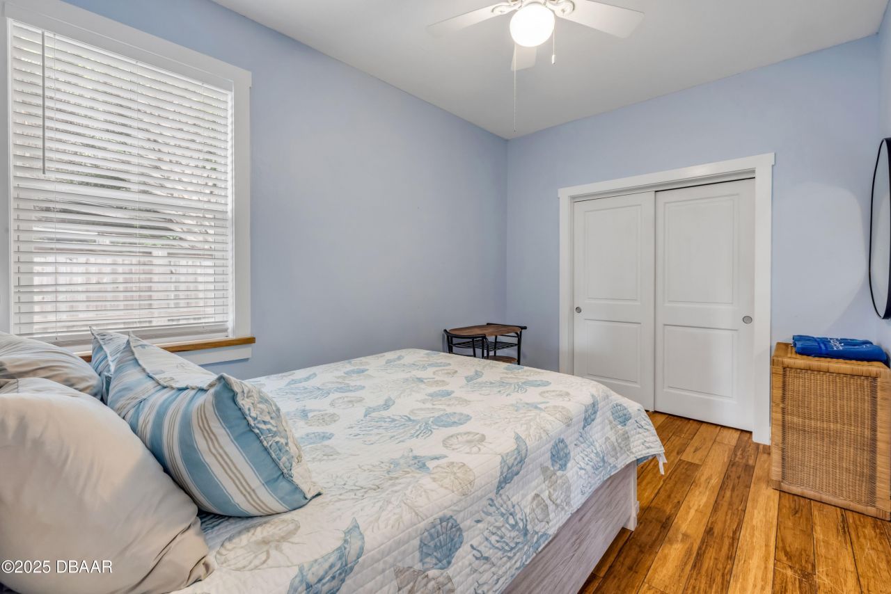 418 Columbus Avenue, New Smyrna Beach, FL 32169 Photo