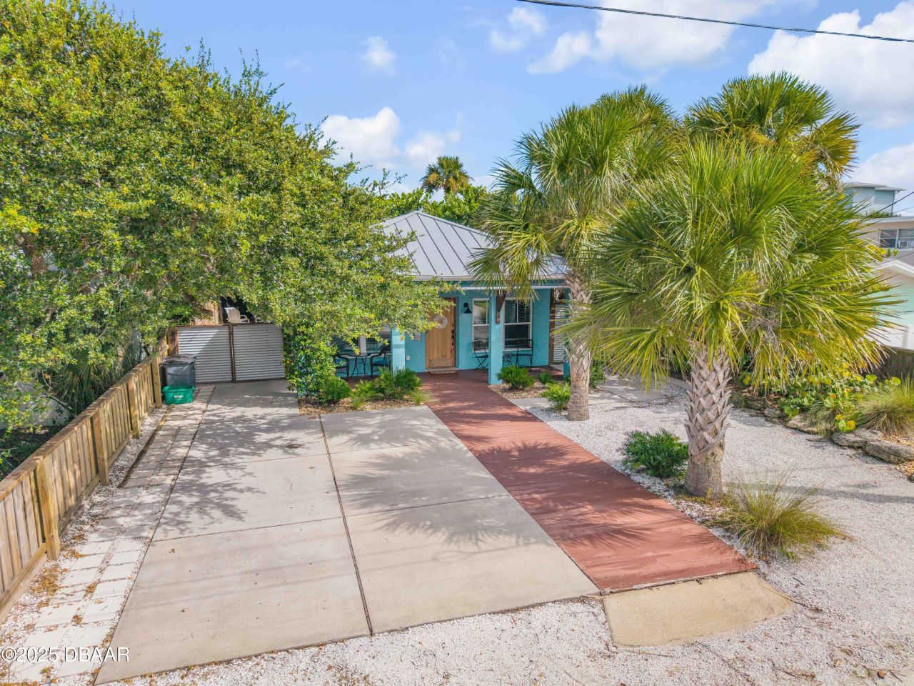 418 Columbus Avenue, New Smyrna Beach, FL 32169 Photo