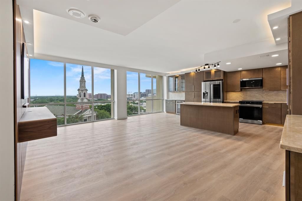 6211 W Northwest Highway, Unit 1007, Dallas, TX 75225 Main Photo