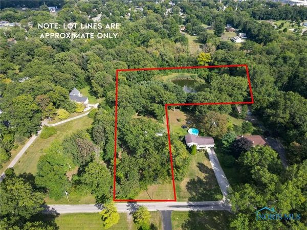 1051 Wentworth Street, Holland, OH 43528