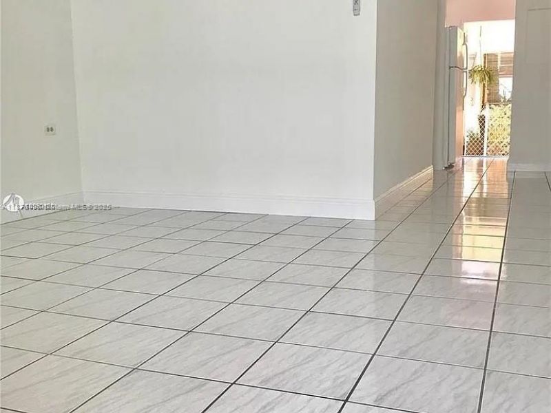 7720 Harding Ave, Unit 6, Miami Beach, FL 33141 Photo