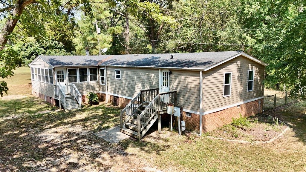 2702 Old Virginia St, Urbanna, VA 23175 Main Photo