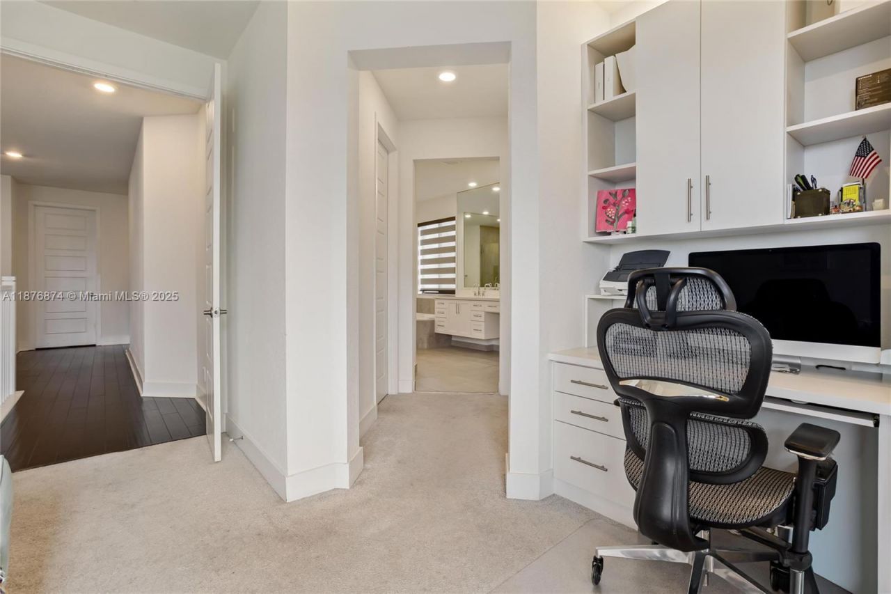 10470 S Lago Vista Cir, Parkland, FL 33076 Photo