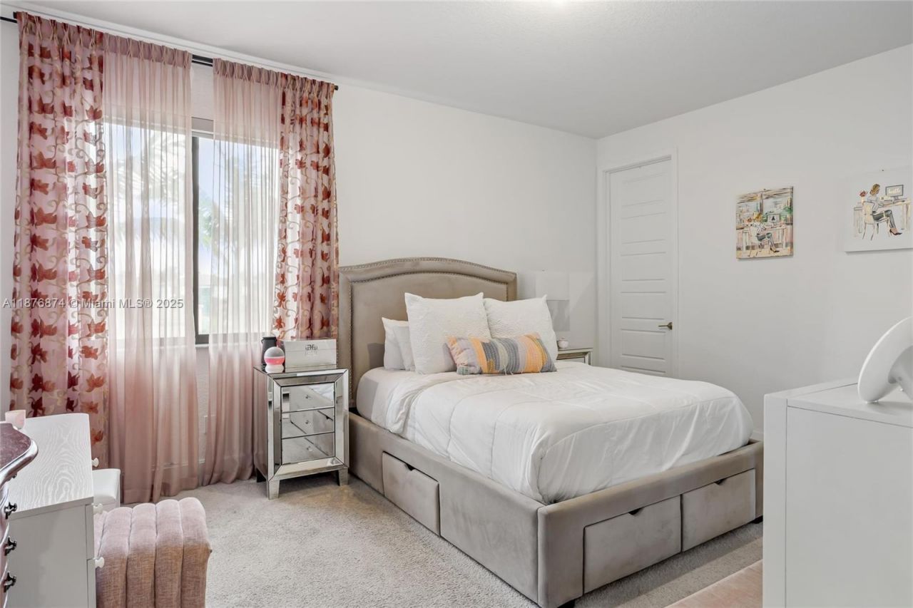 10470 S Lago Vista Cir, Parkland, FL 33076 Photo