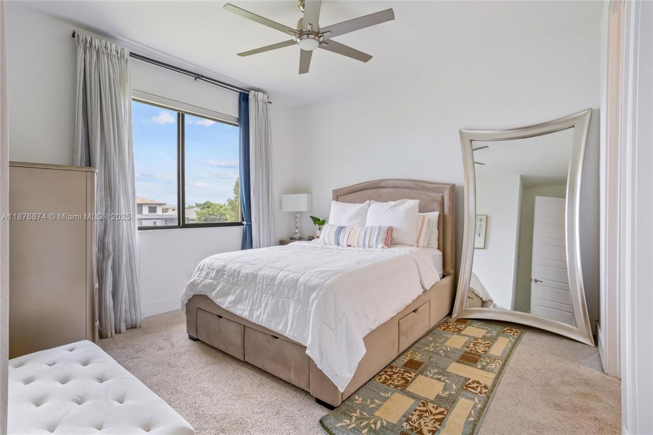 10470 S Lago Vista Cir, Parkland, FL 33076 Photo