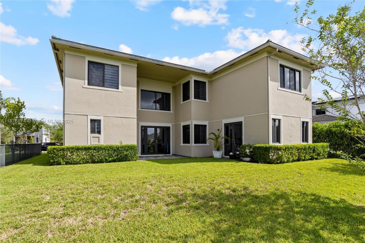 10470 S Lago Vista Cir, Parkland, FL 33076 Photo