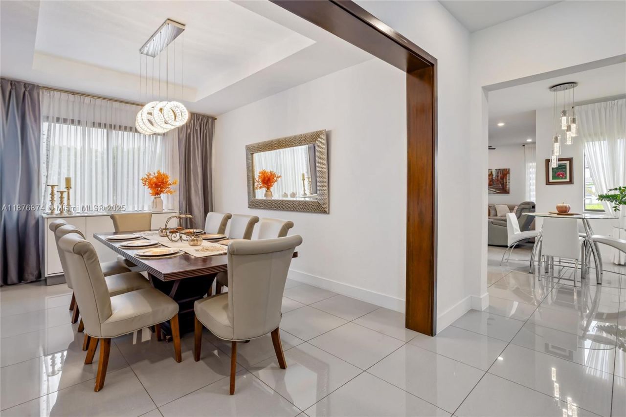 10470 S Lago Vista Cir, Parkland, FL 33076 Photo