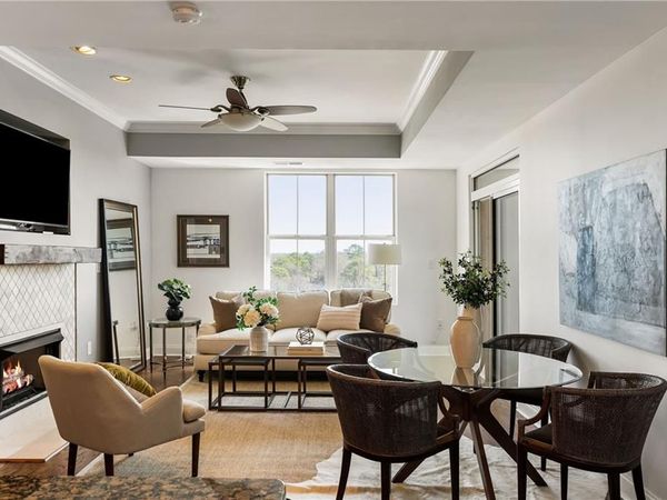 2881 Peachtree Road NE, Unit 702, Atlanta, GA 30305