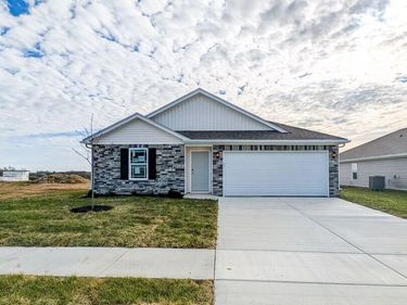 1040 Carriage Place Drive, Richmond, KY 40475