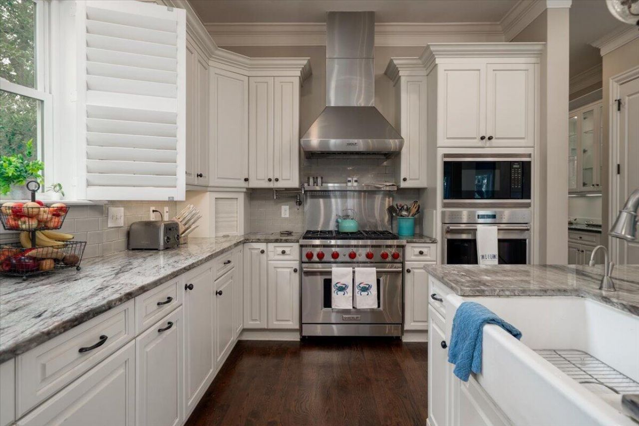 861 Dunham Street Photo 10