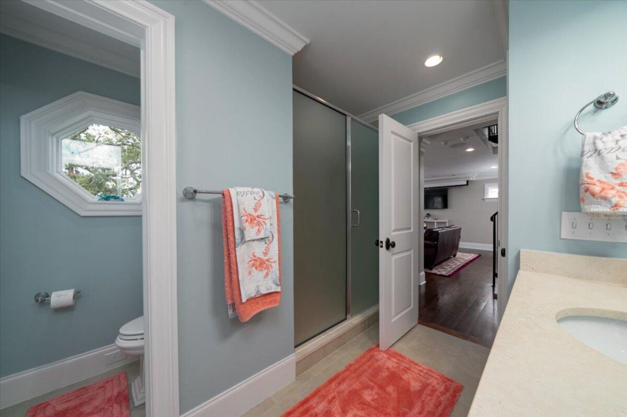 861 Dunham Street Photo 35