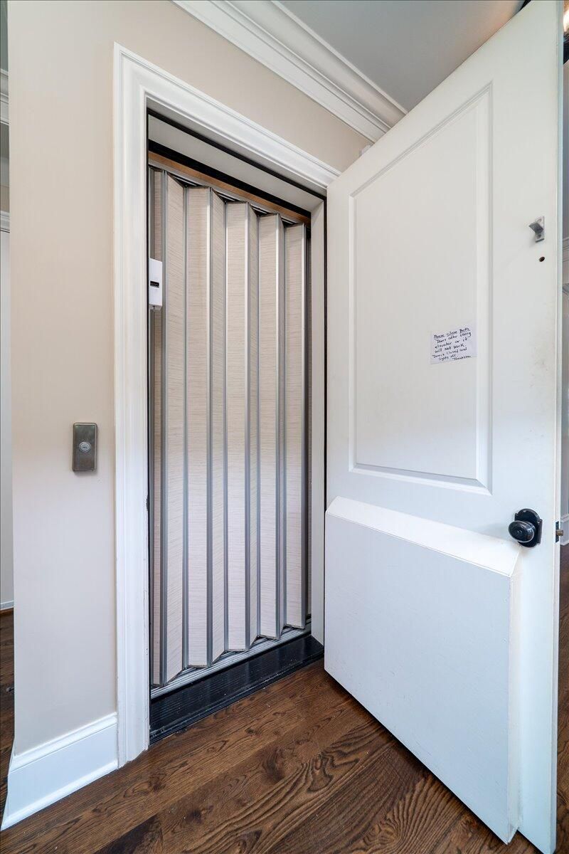 861 Dunham Street Photo 39