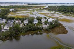 861 Dunham Street photo 4