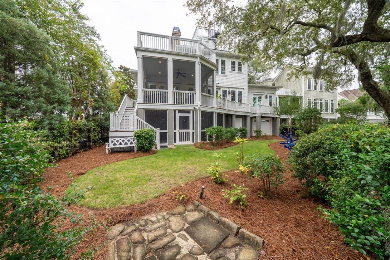 861 Dunham Street Photo 46