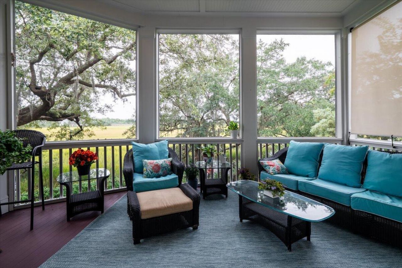 861 Dunham Street Photo 7