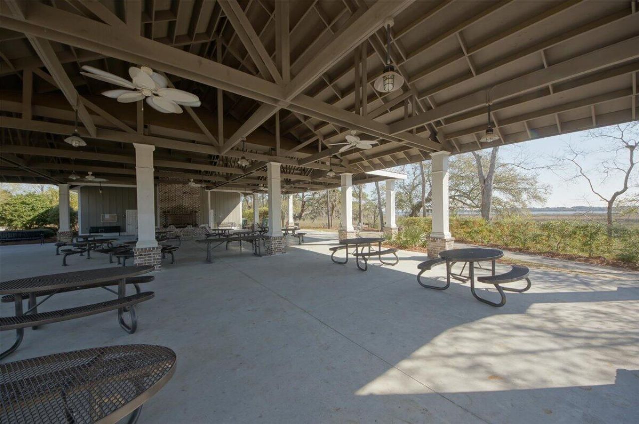 861 Dunham Street Photo 73