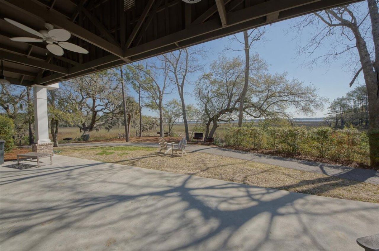 861 Dunham Street Photo 75