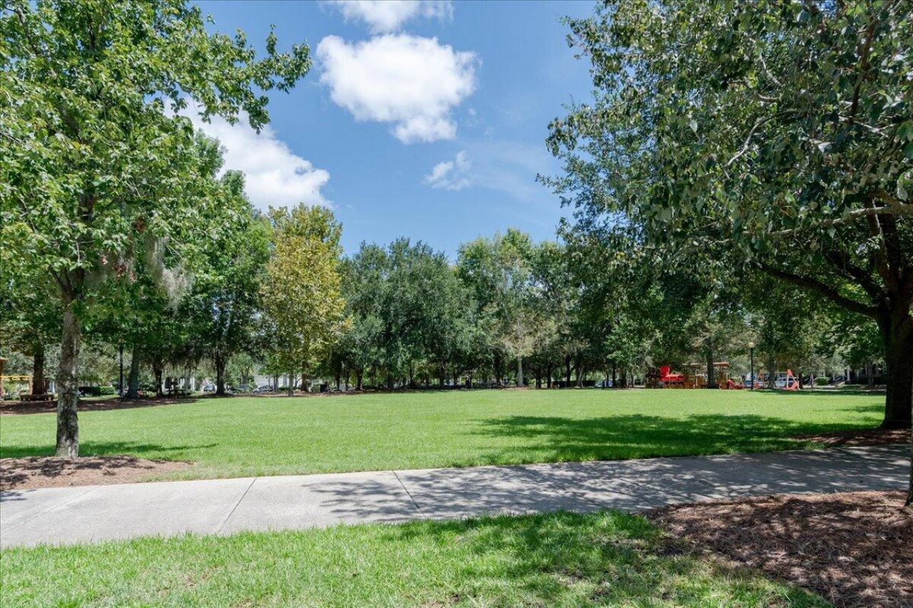 861 Dunham Street Photo 79