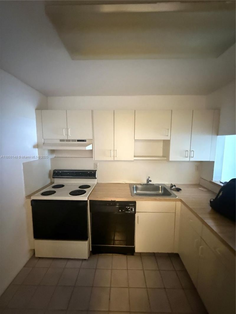 11309 SW 200th St, Unit C213, Miami, FL 33157 Photo