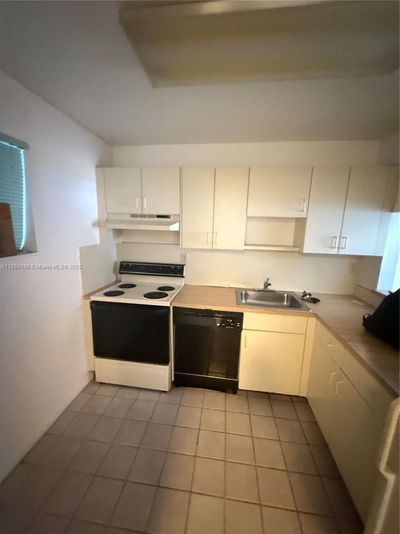 11309 SW 200th St, Unit C213, Miami, FL 33157 Photo