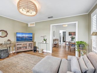 699 Savannah Highway Charleston, SC 29407