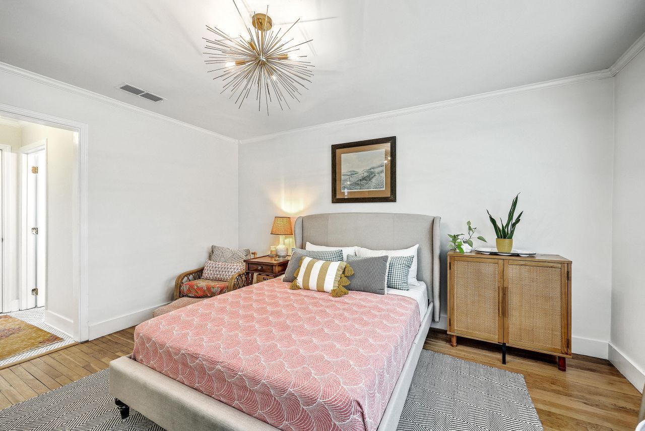 699 Savannah Highway Photo 16