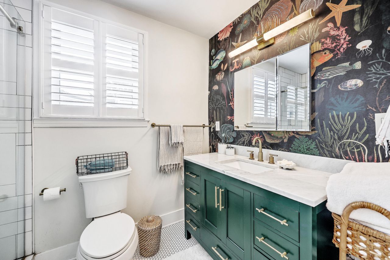 699 Savannah Highway Photo 18