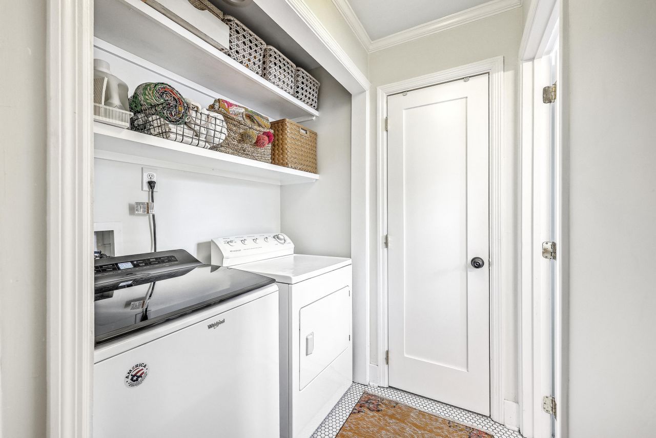 699 Savannah Highway Photo 28