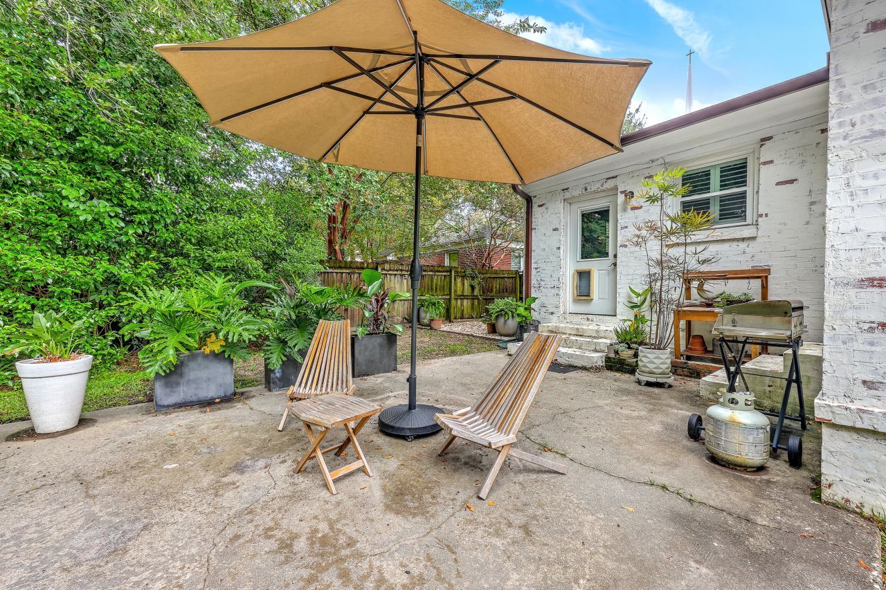 699 Savannah Highway Photo 30