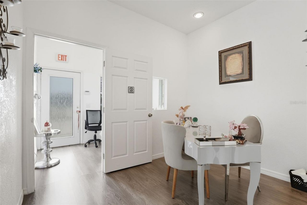 8027 S Orange Avenue, Orlando, FL 32809 Photo