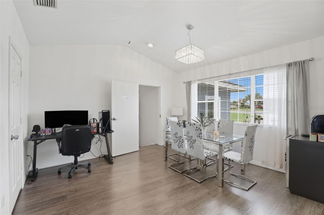 8027 S Orange Avenue, Orlando, FL 32809 Photo