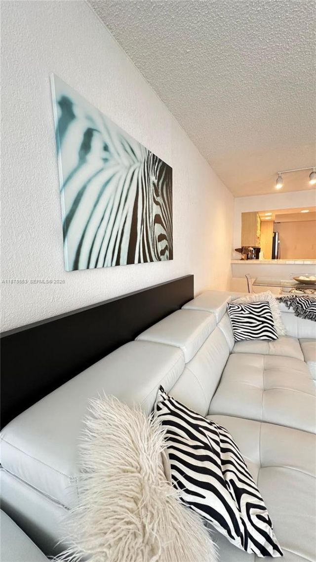 2030 S Ocean Dr, Unit 725, Hallandale Beach, FL 33009 Photo