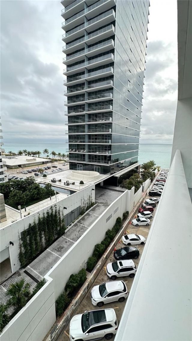 2030 S Ocean Dr, Unit 725, Hallandale Beach, FL 33009 Photo