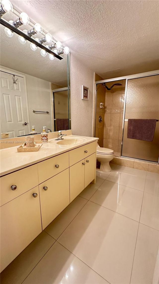2030 S Ocean Dr, Unit 725, Hallandale Beach, FL 33009 Photo