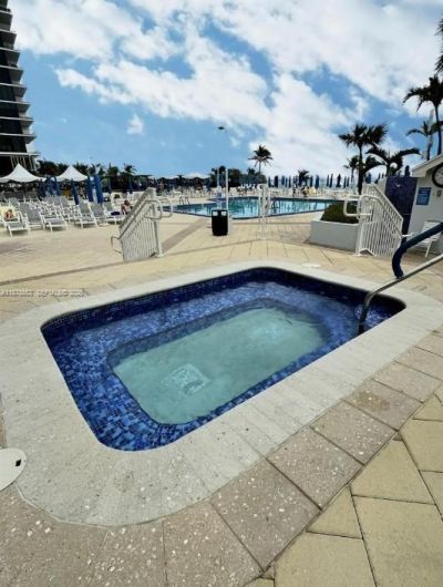 2030 S Ocean Dr, Unit 725, Hallandale Beach, FL 33009 Photo